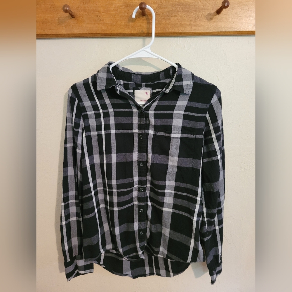 SO Black and Gray Plaid Button-Up Shirt